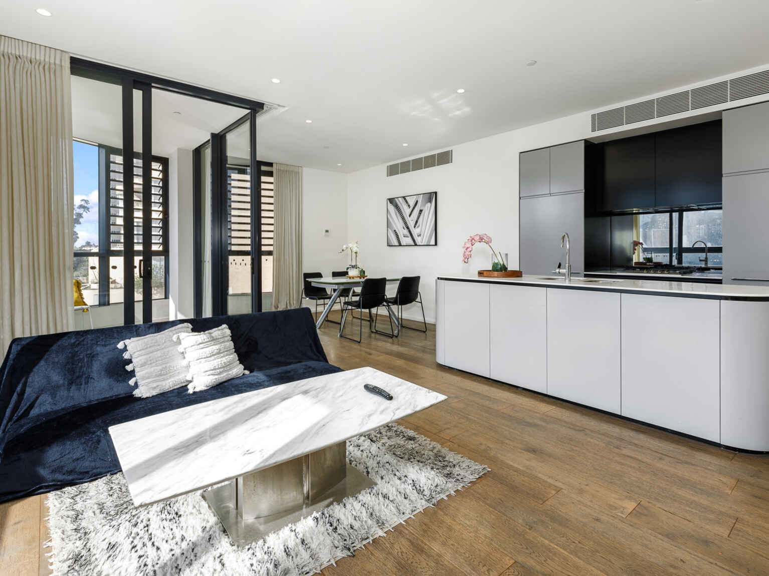 401/241 Oxford Street  Bondi Junction