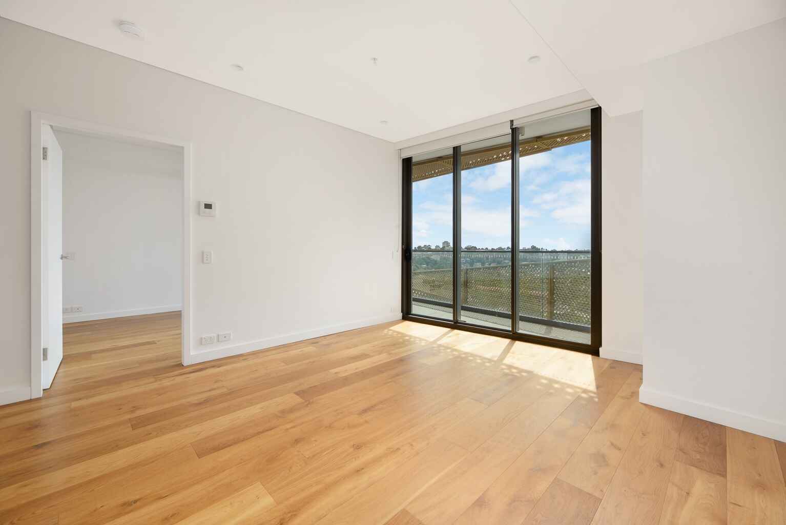 805/221 Miller St North Sydney