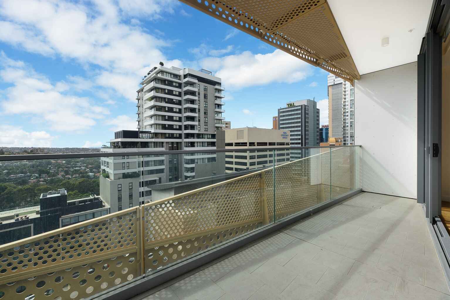 805/221 Miller St North Sydney