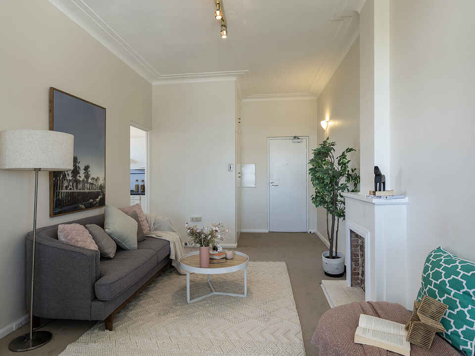 304/47 Carabella Street Kirribilli