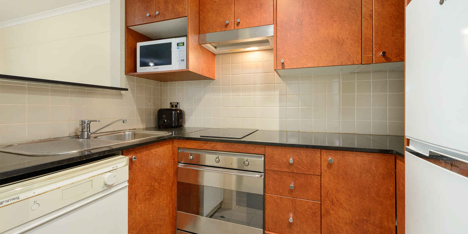 5/237 Miller Street North Sydney 5/237 Miller Street North Sydney