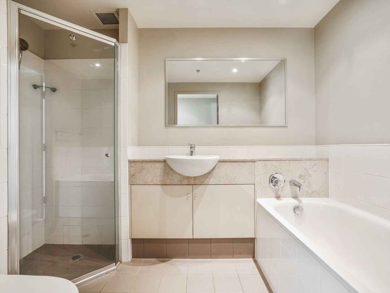 1605/77 Berry Street North Sydney