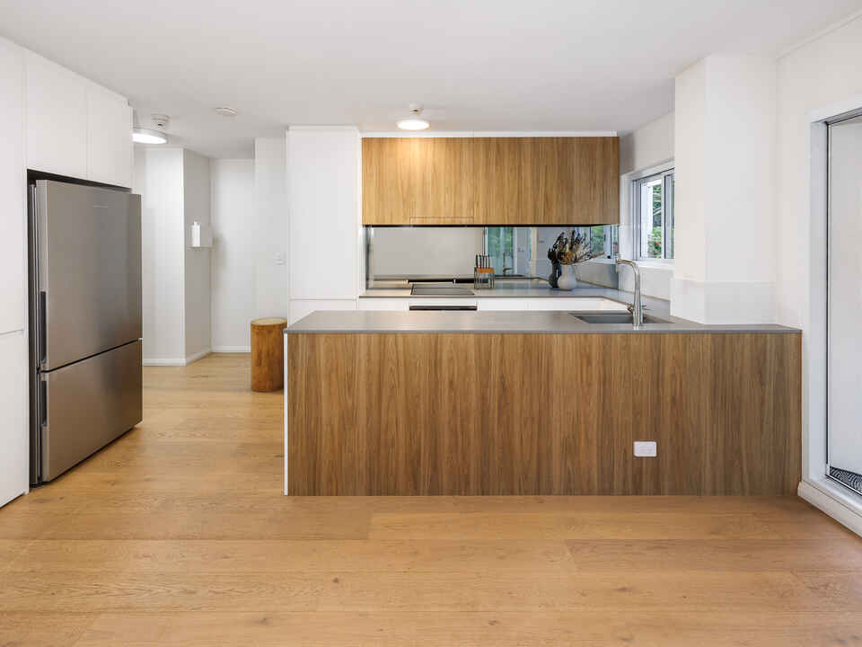 1/4 Munro Street McMahons Point