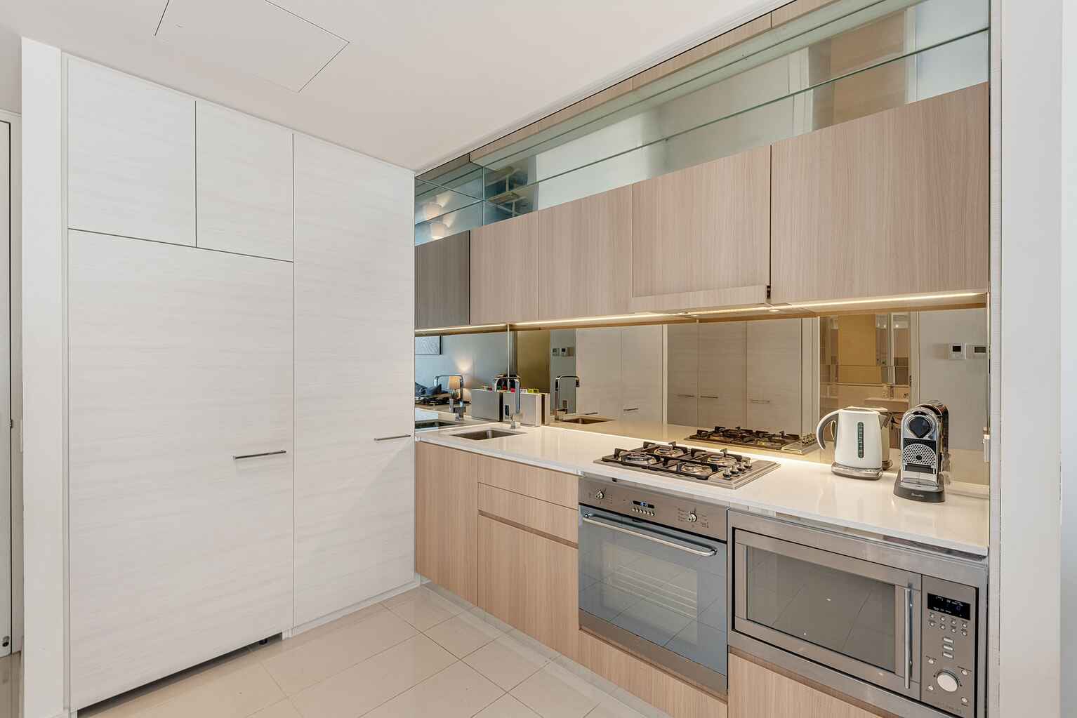 610/211 Pacific Highway North Sydney