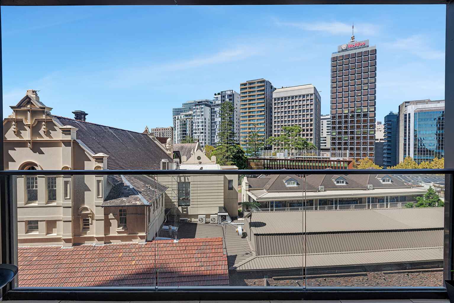 610/211 Pacific Highway North Sydney