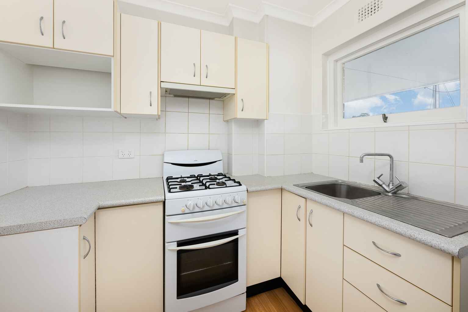 8/1E Avenue Road Mosman