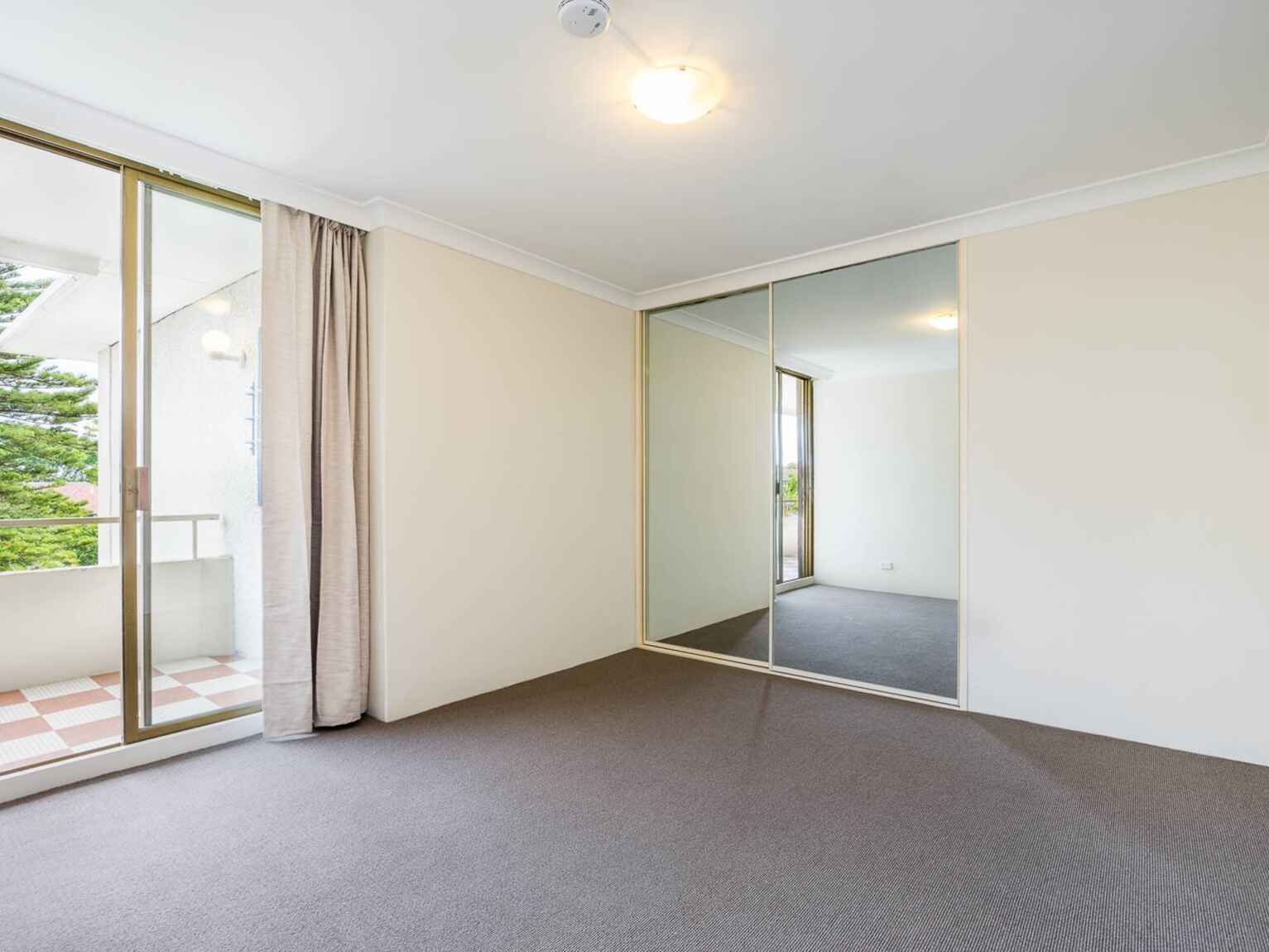 5E/139 Avenue Road Mosman