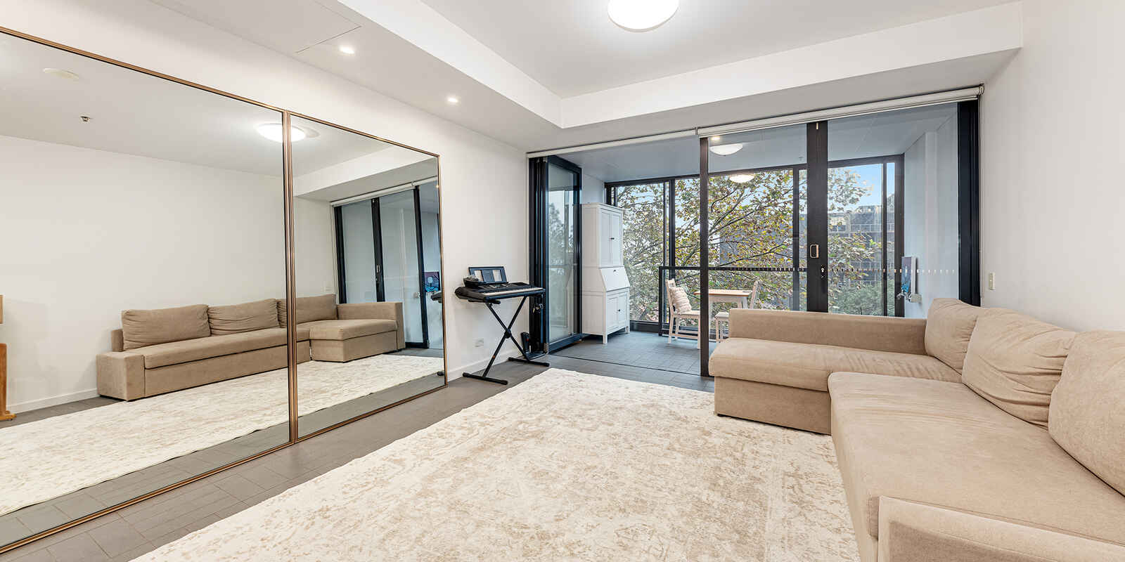 303/138 Walker Street North Sydney