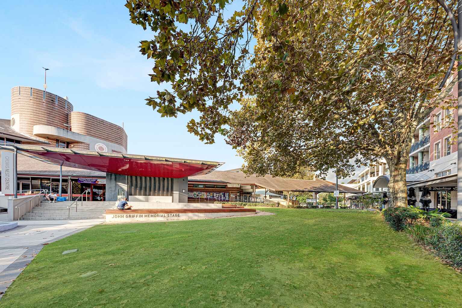 18/13 Ernest Street Crows Nest