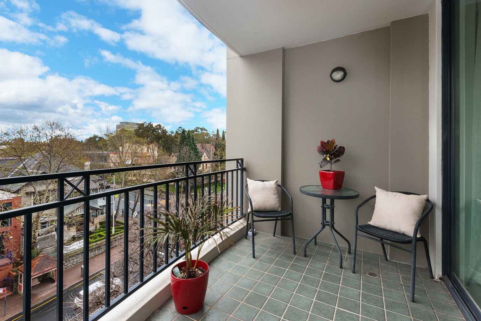 50/237 Miller Street North Sydney