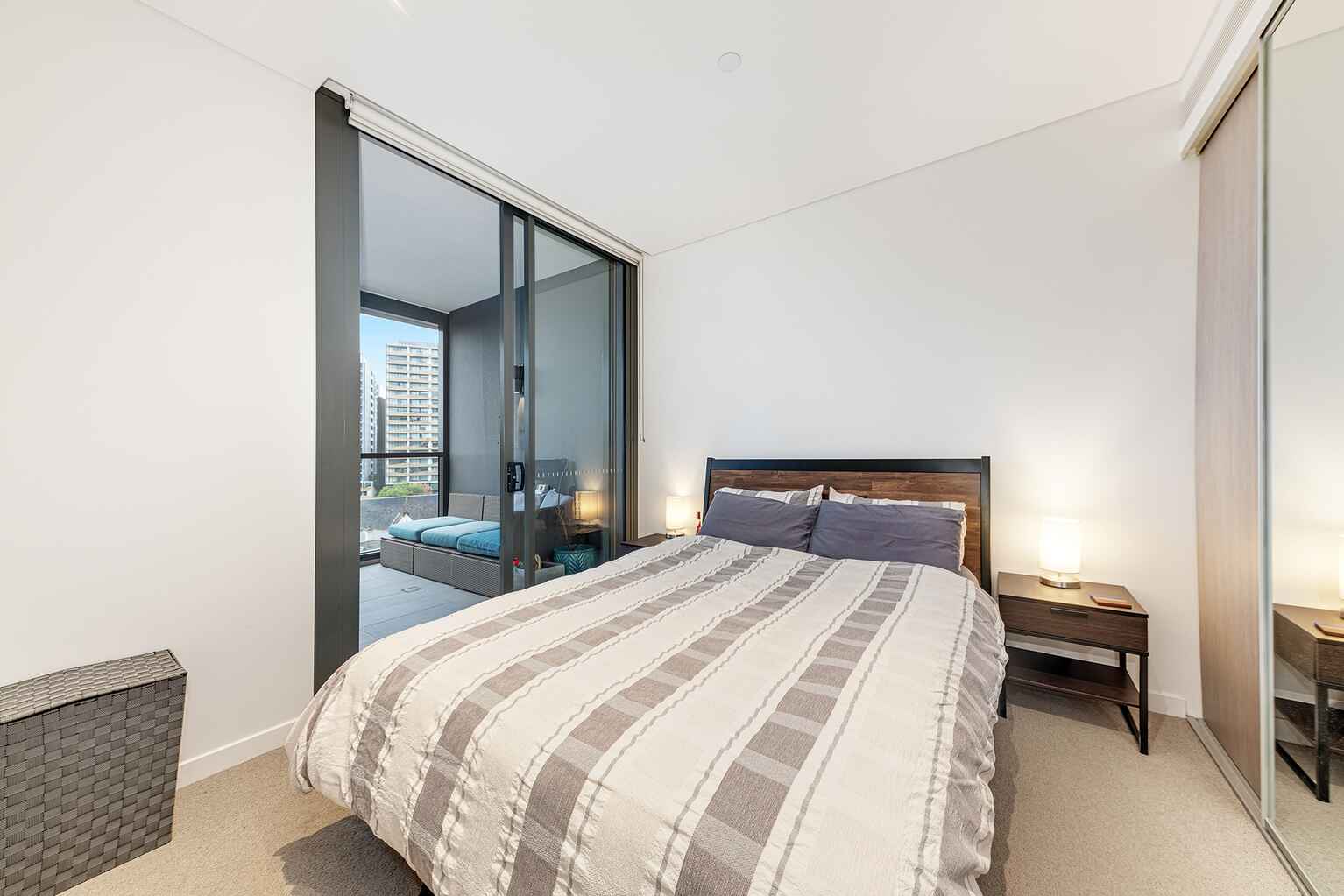 916/225 Pacific Highway North Sydney 916/225 Pacific Highway North Sydney