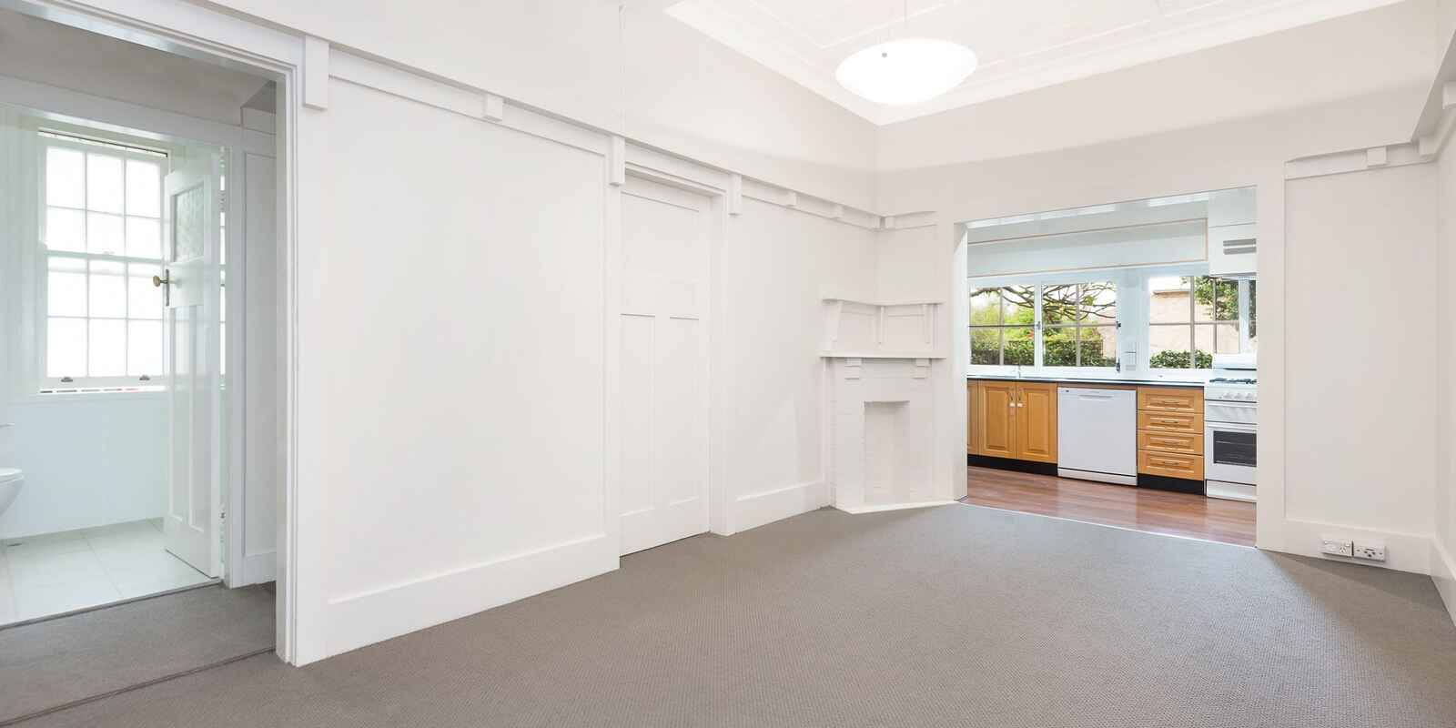 2/16 Whaling Road North Sydney