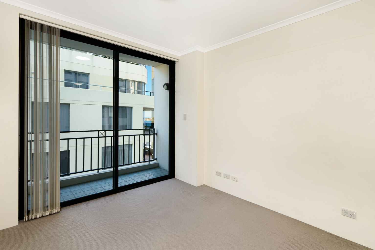 79/237 Miller Street North Sydney