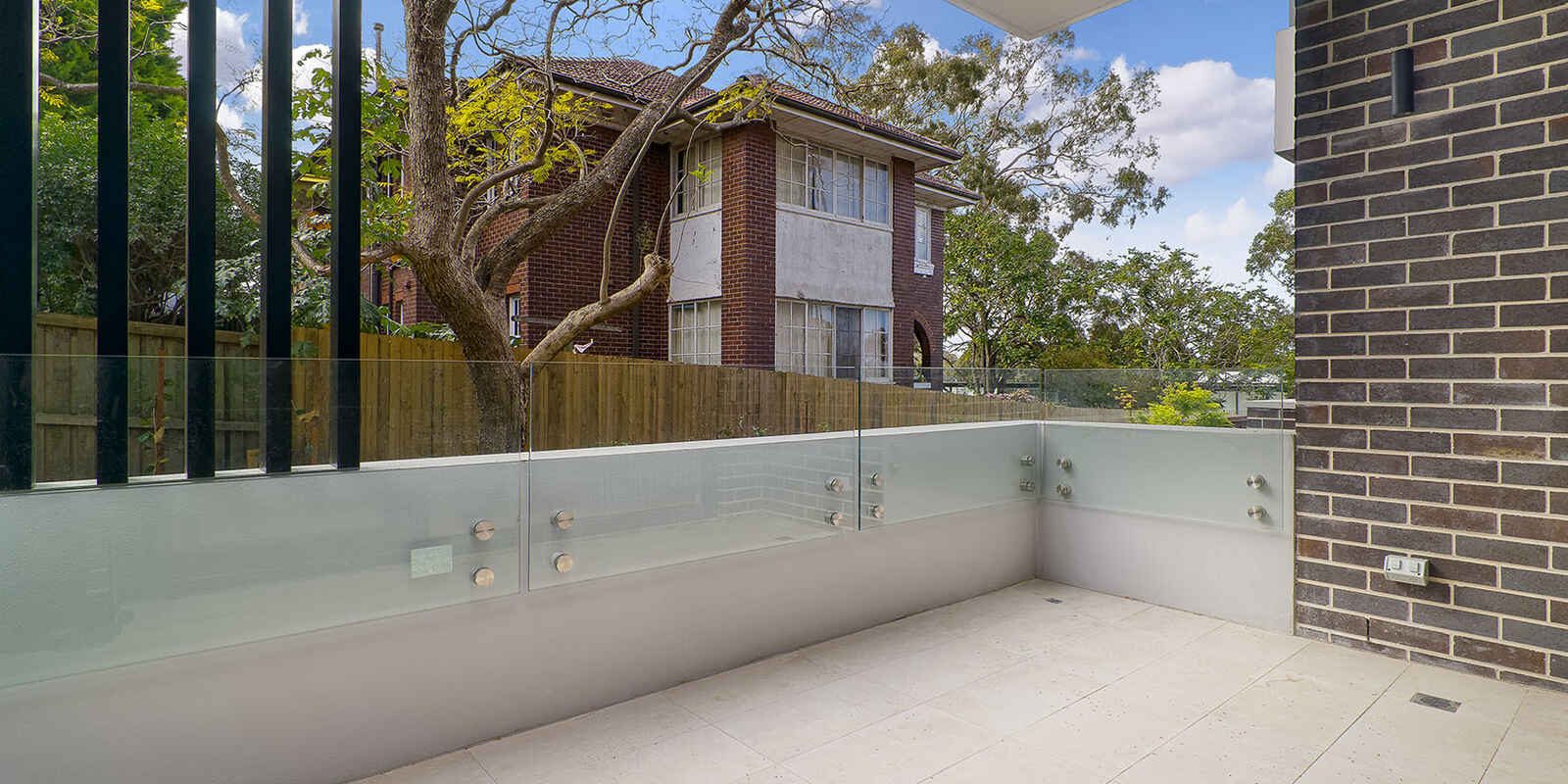 210/30-34 Henry Street Gordon
