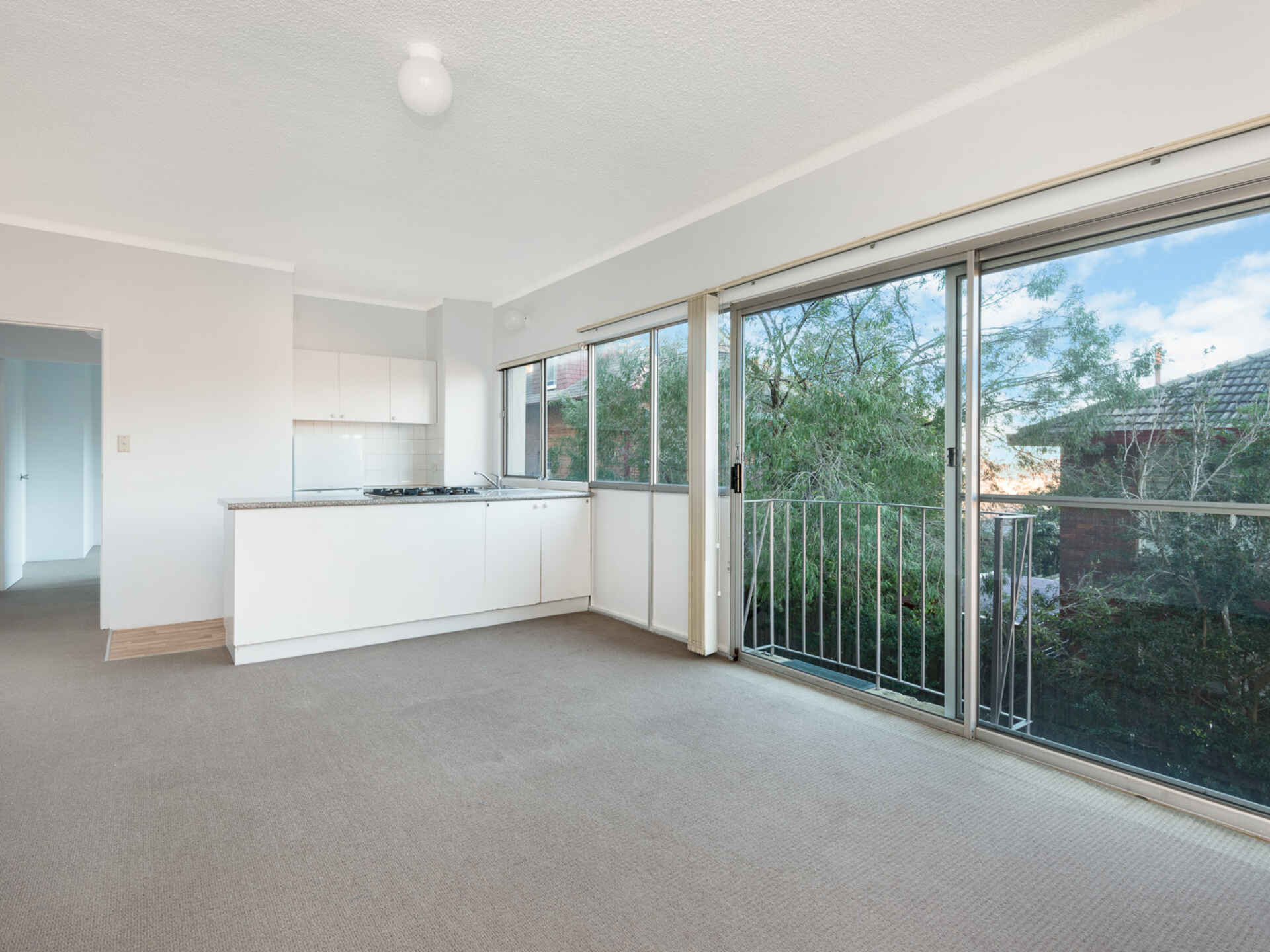 2/42 Ben Boyd Road Neutral Bay