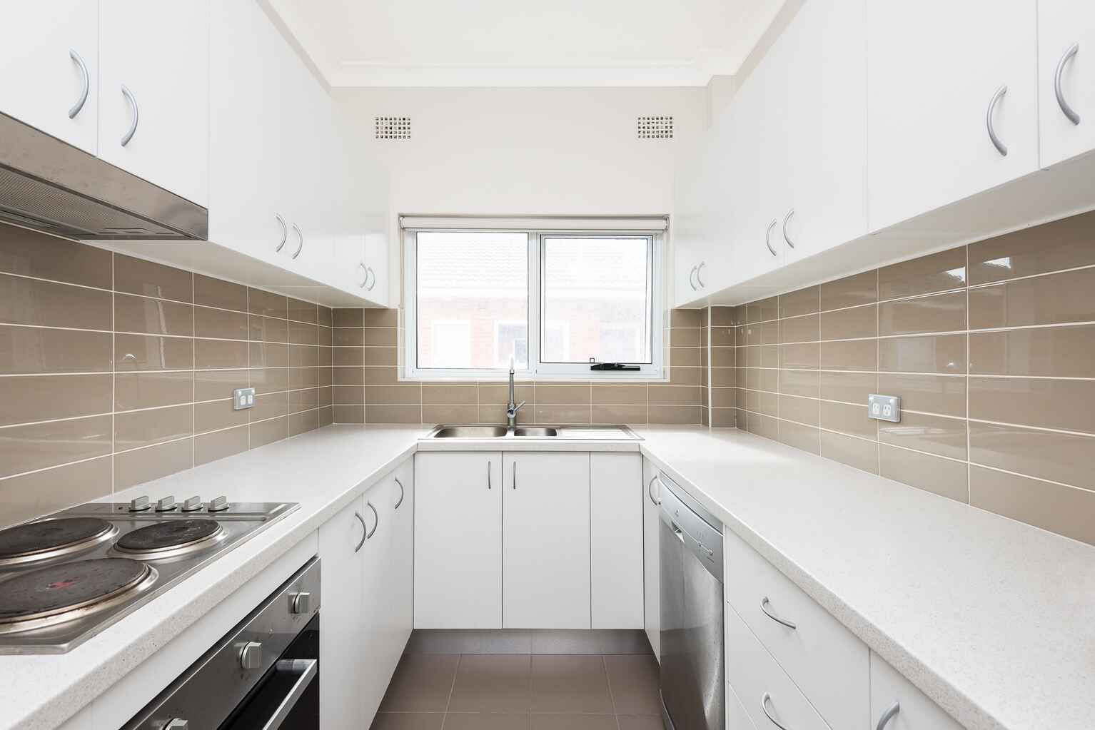 33/8-10 Milner Crescent Wollstonecraft