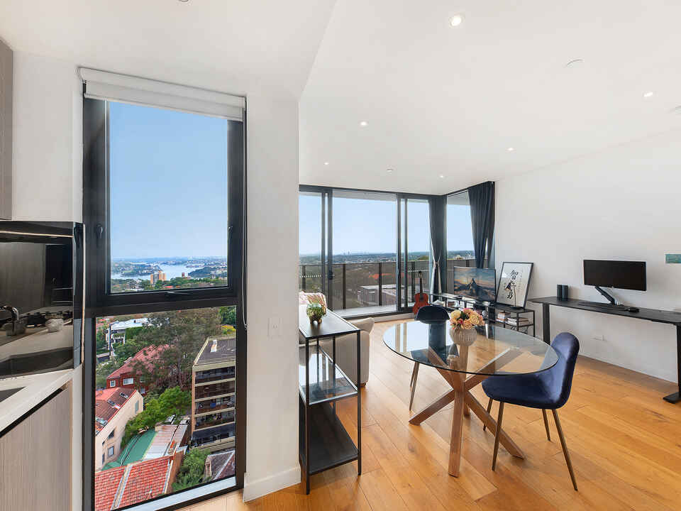 1308/225  Pacific Highway North Sydney