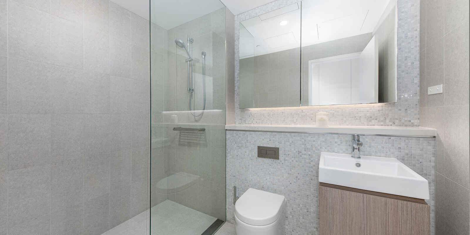 1308/225  Pacific Highway North Sydney