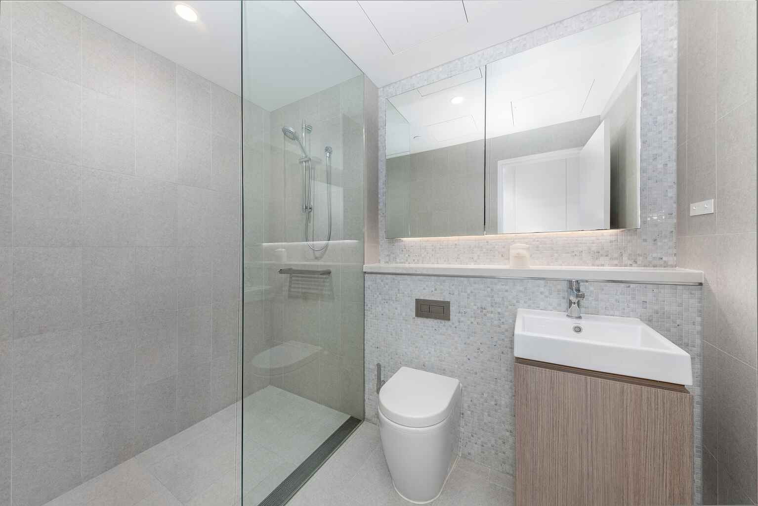 1308/225  Pacific Highway North Sydney