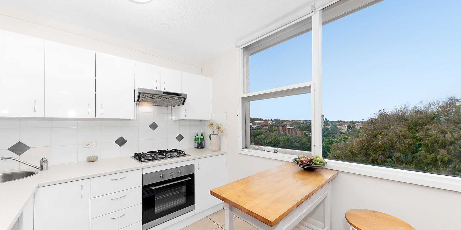 701/22 Doris Street North Sydney 701/22 Doris Street North Sydney