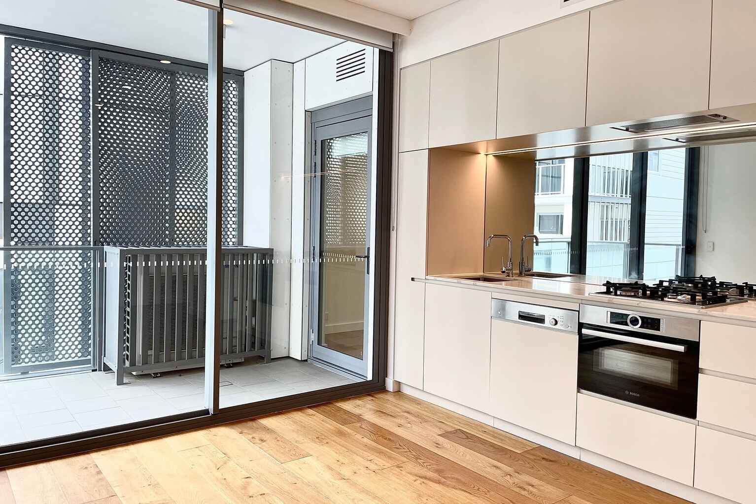 1702/221 Miller Street North Sydney 1702/221 Miller Street North Sydney