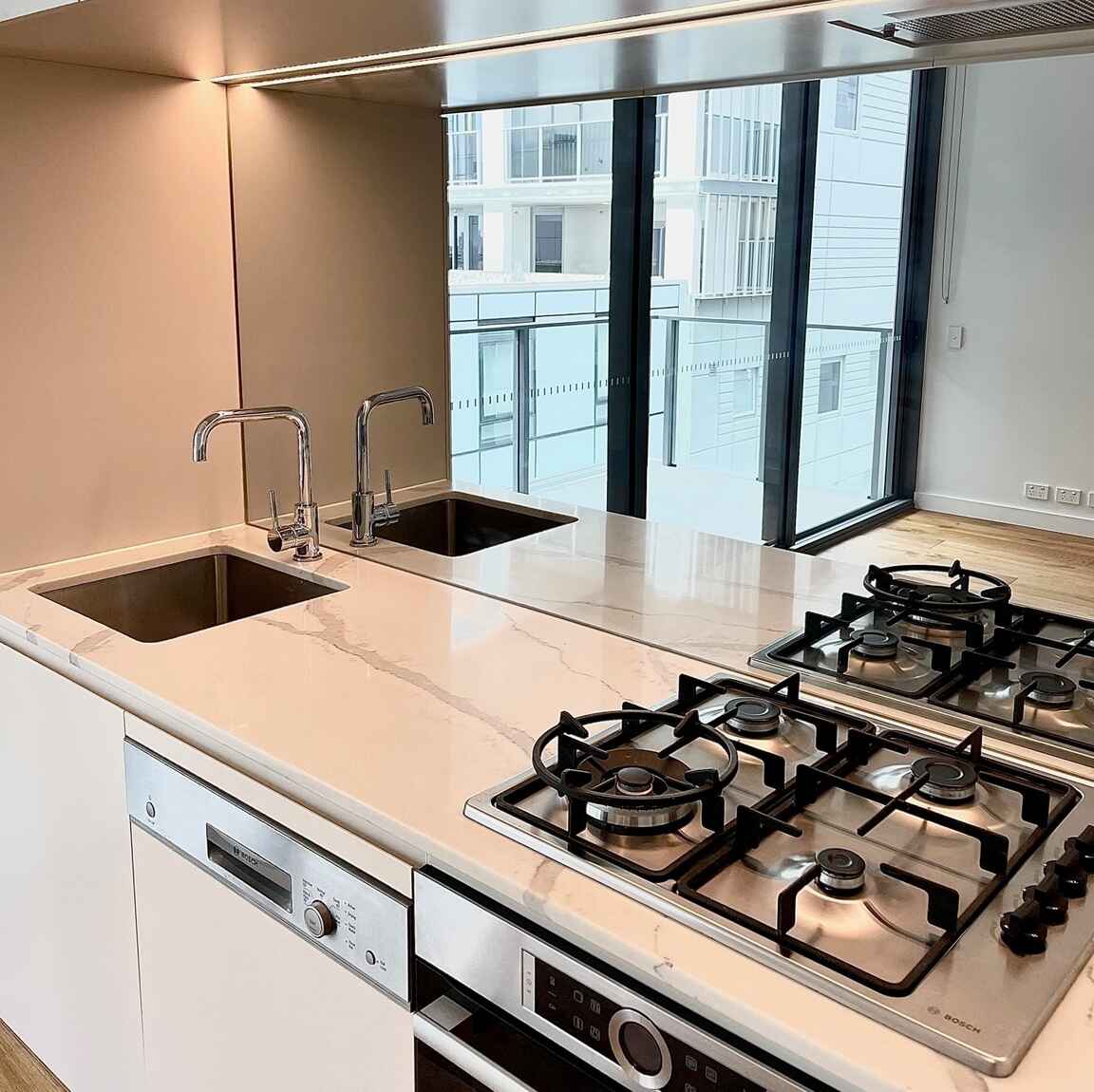 1702/221 Miller Street North Sydney 1702/221 Miller Street North Sydney