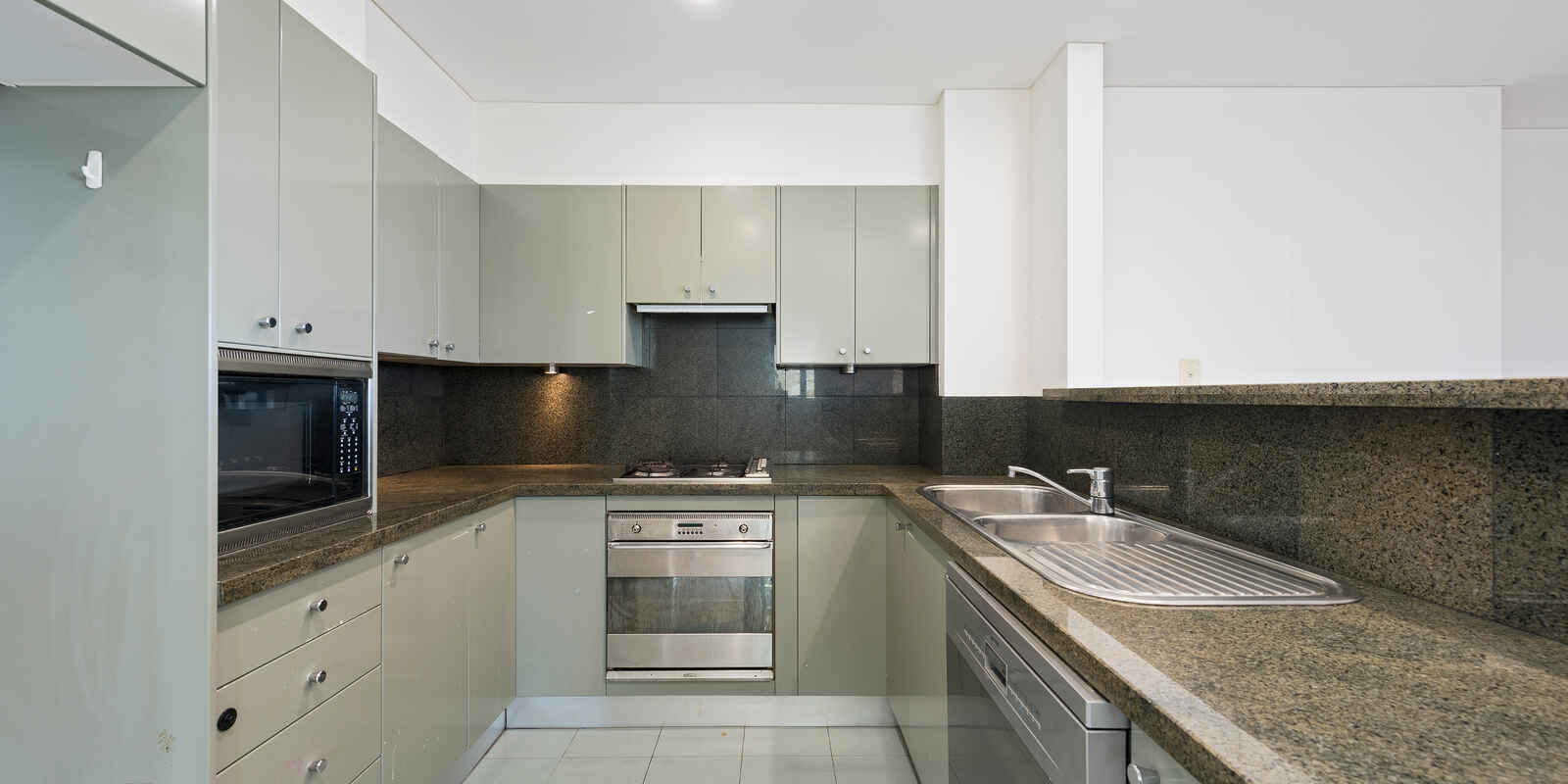 65/237 Miller Street North Sydney 65/237 Miller Street North Sydney