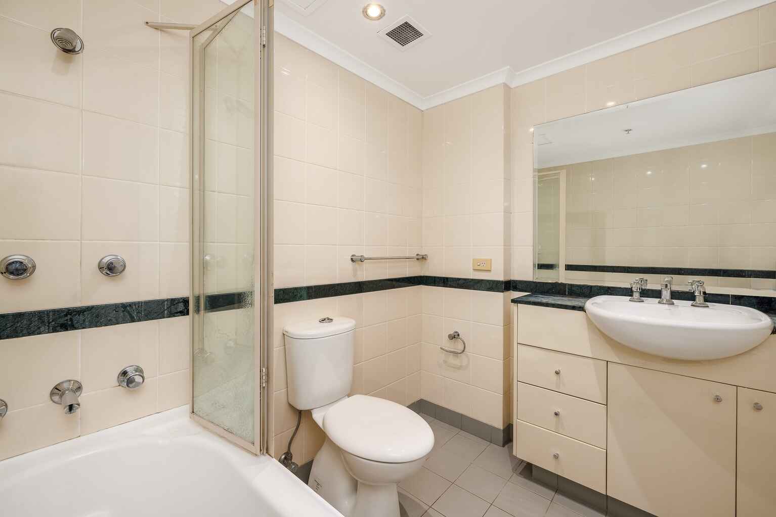 48/237 Miller Street North Sydney