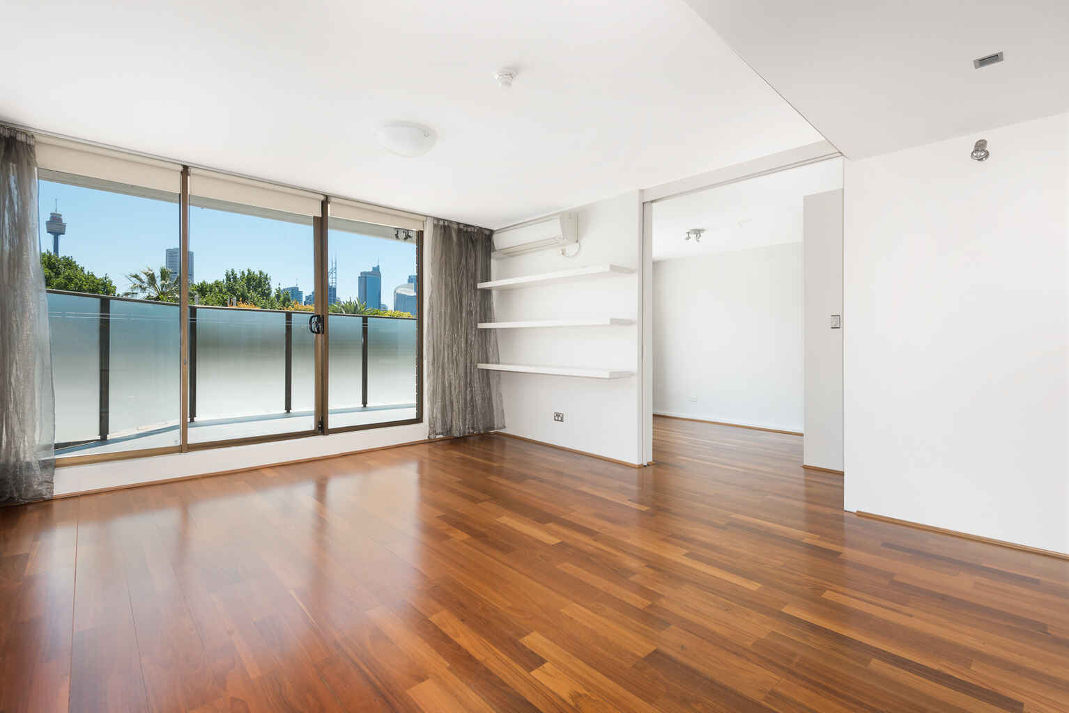 211/2 Springfield Avenue Potts Point