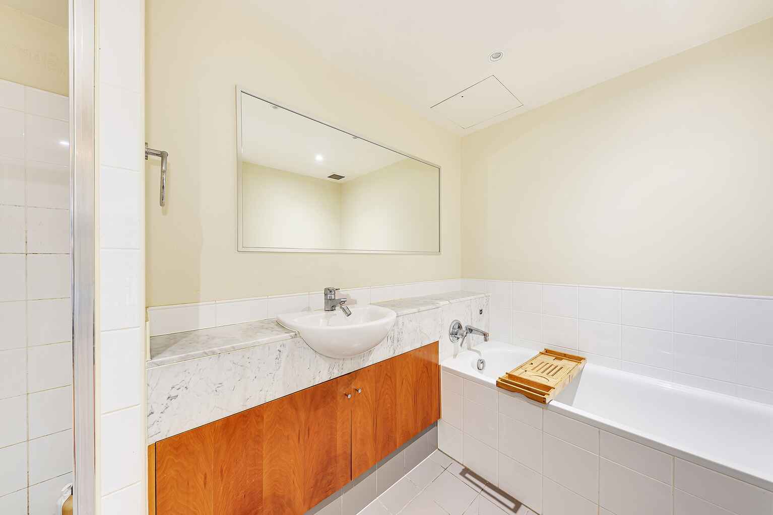 2001/79-81 Berry Street North Sydney