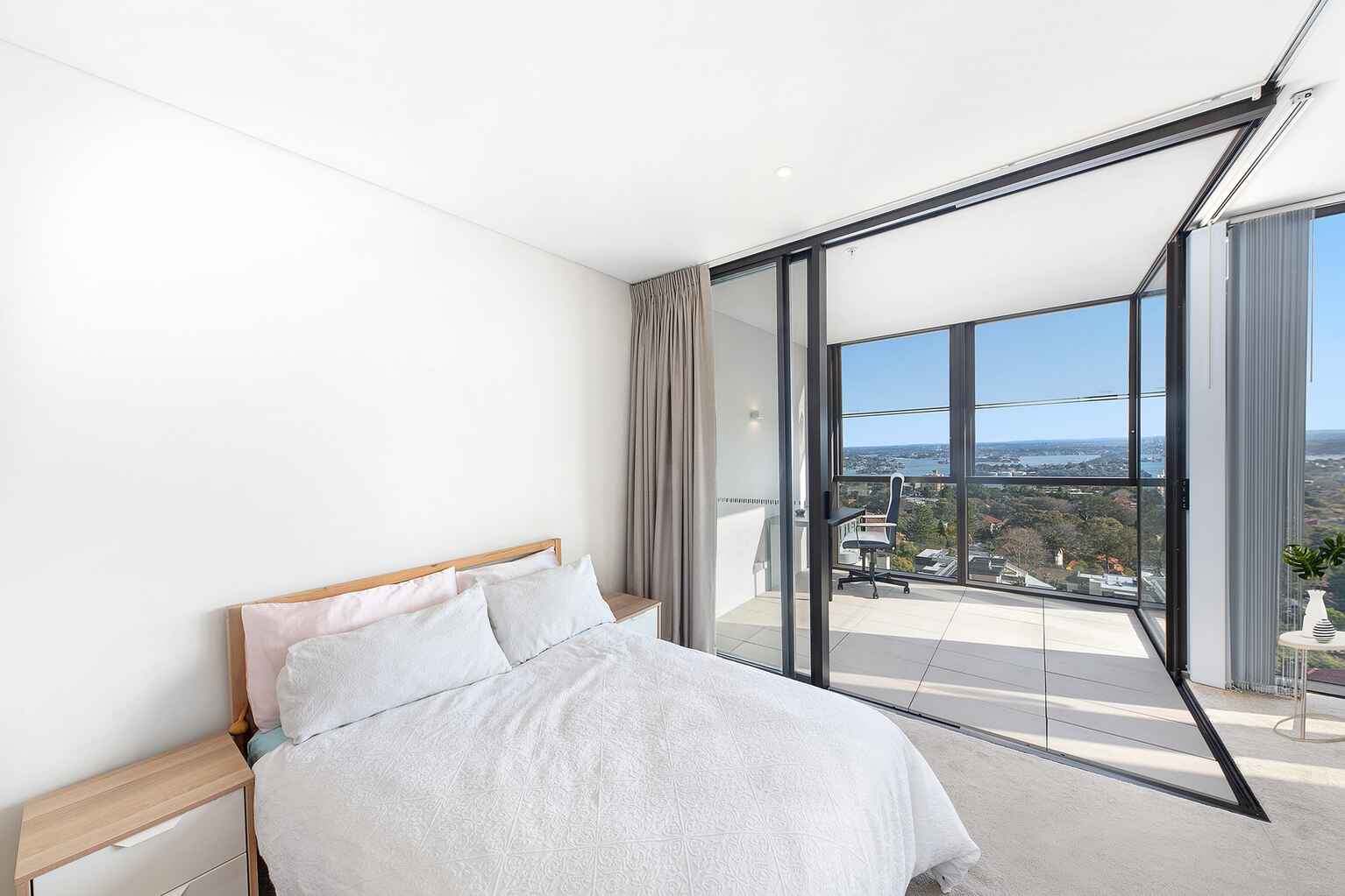 1601/211 Pacific Highway North Sydney 1601/211 Pacific Highway North Sydney