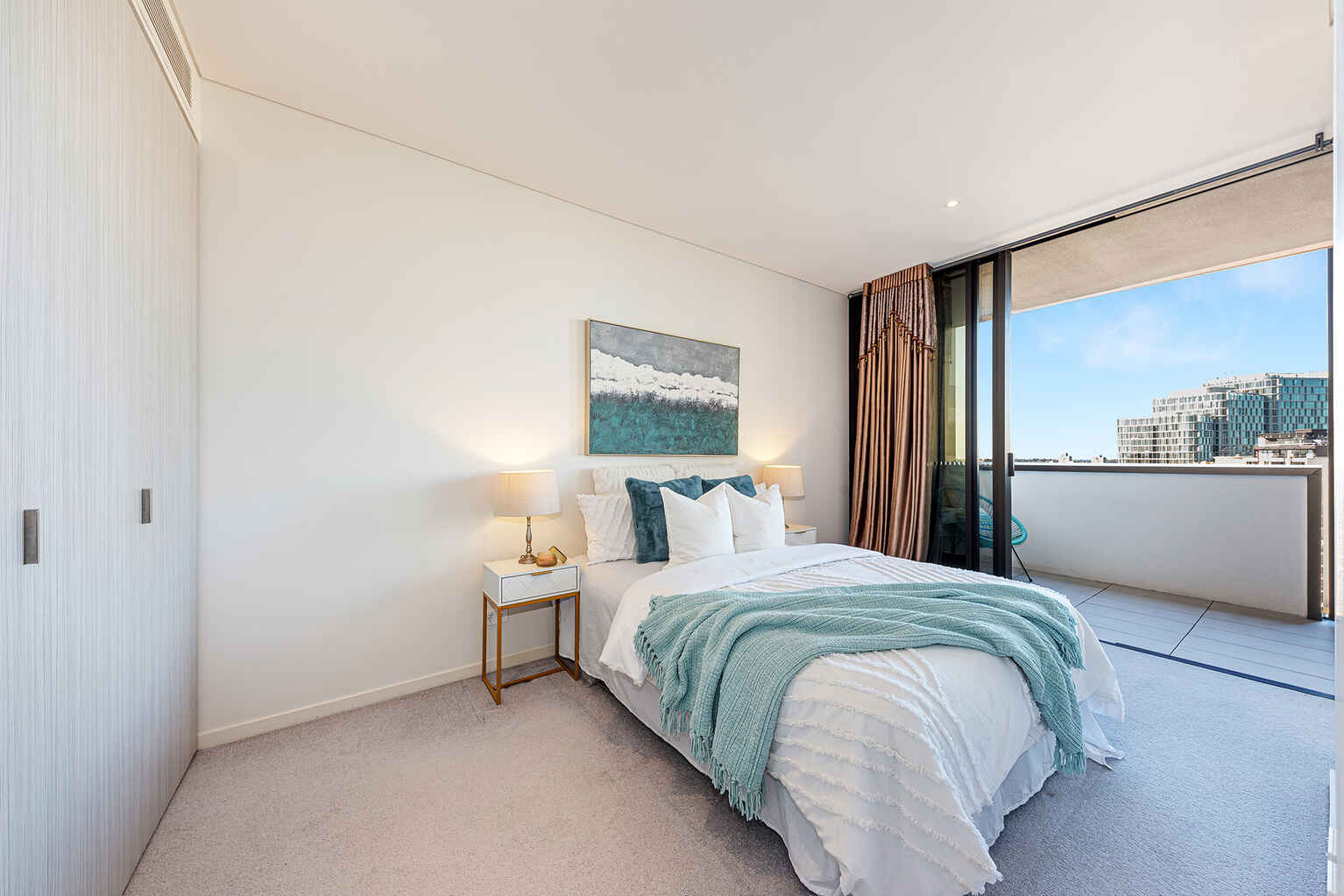 1907/211 Pacific Highway North Sydney