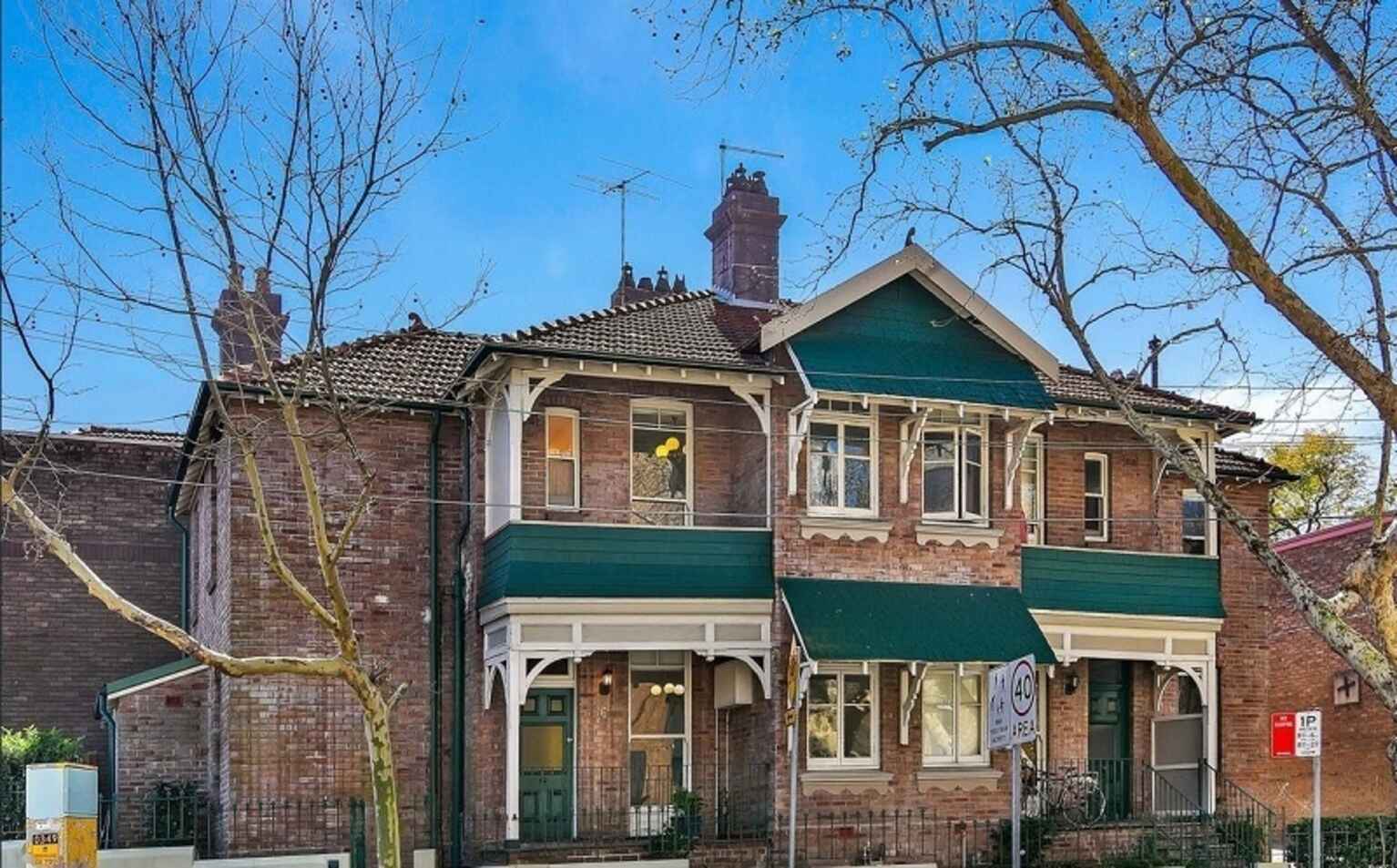 6 McLaren Street North Sydney