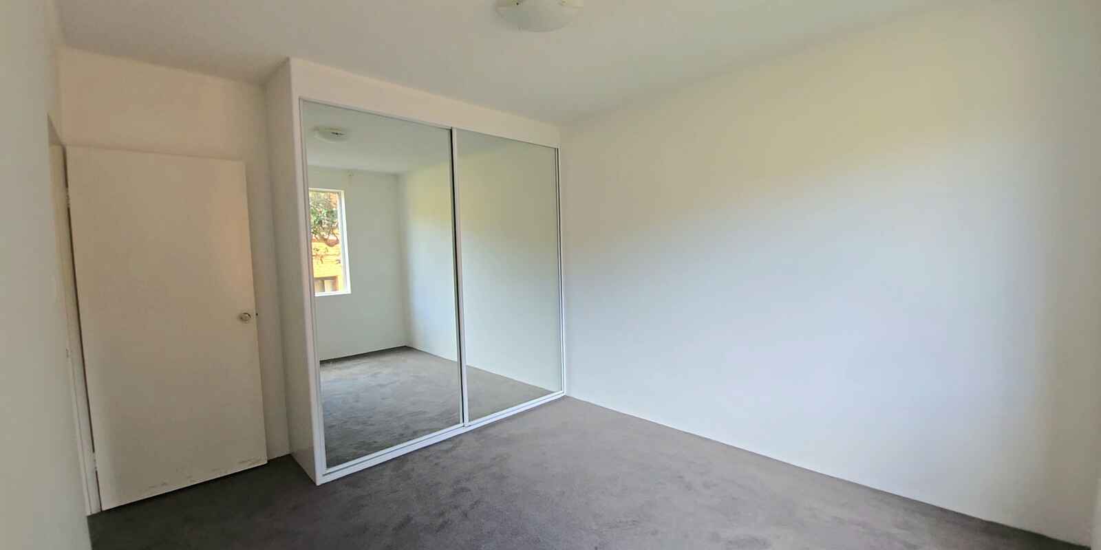 2/7 Mandolong Road Mosman