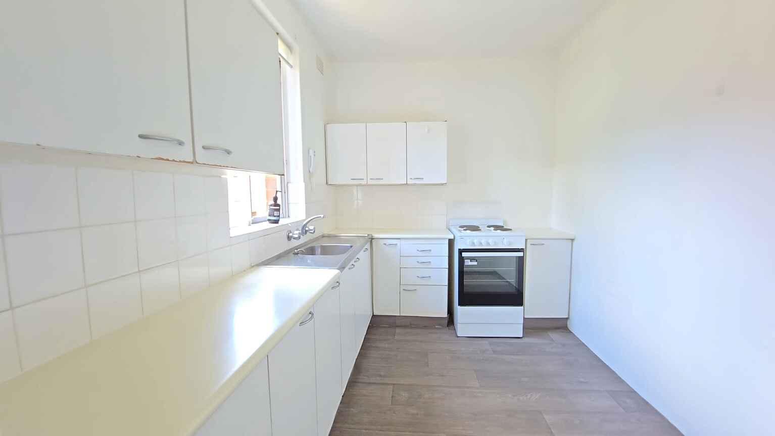 2/7 Mandolong Road Mosman