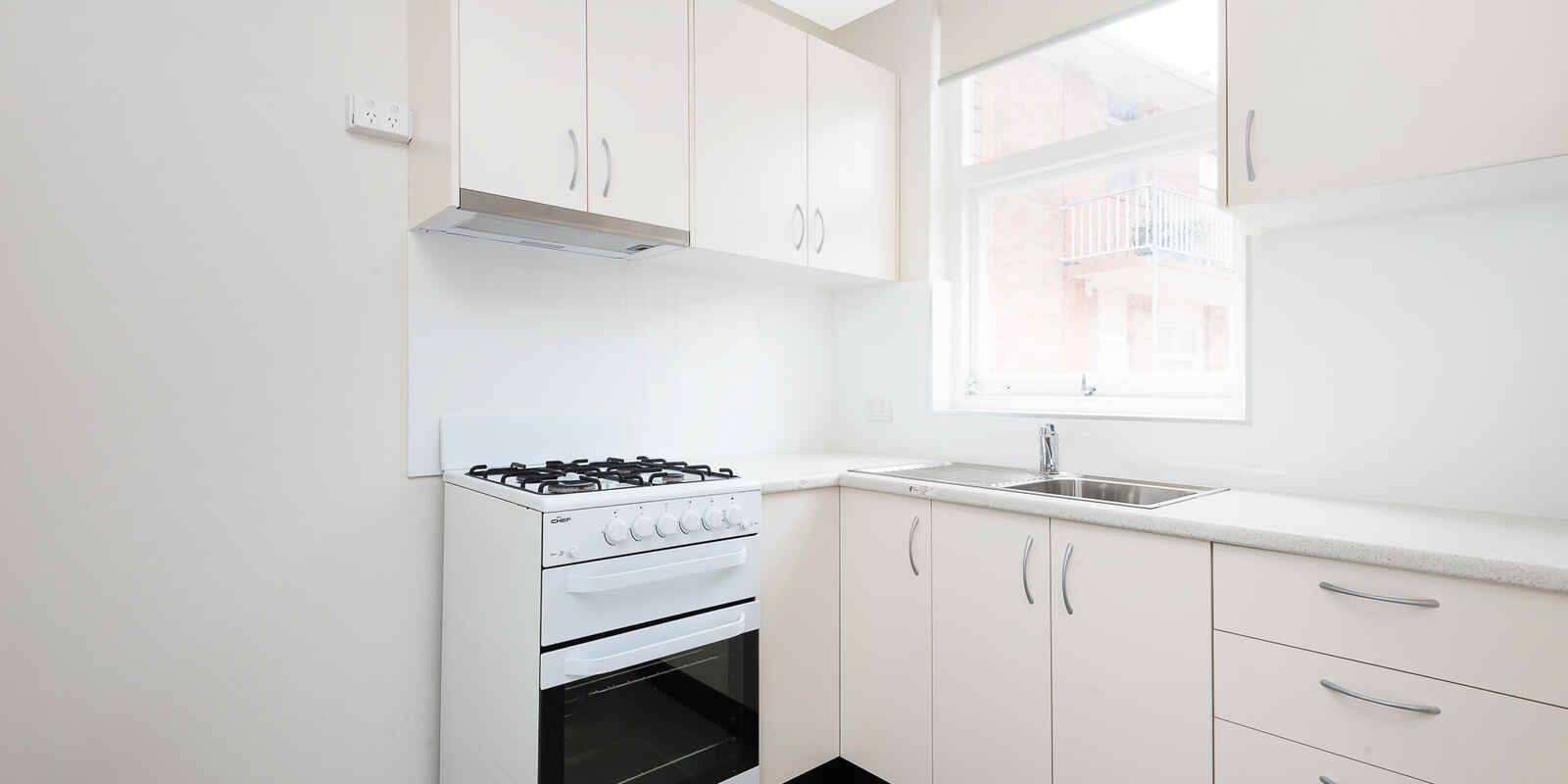 8/4 Clifford Street Mosman 8/4 Clifford Street Mosman