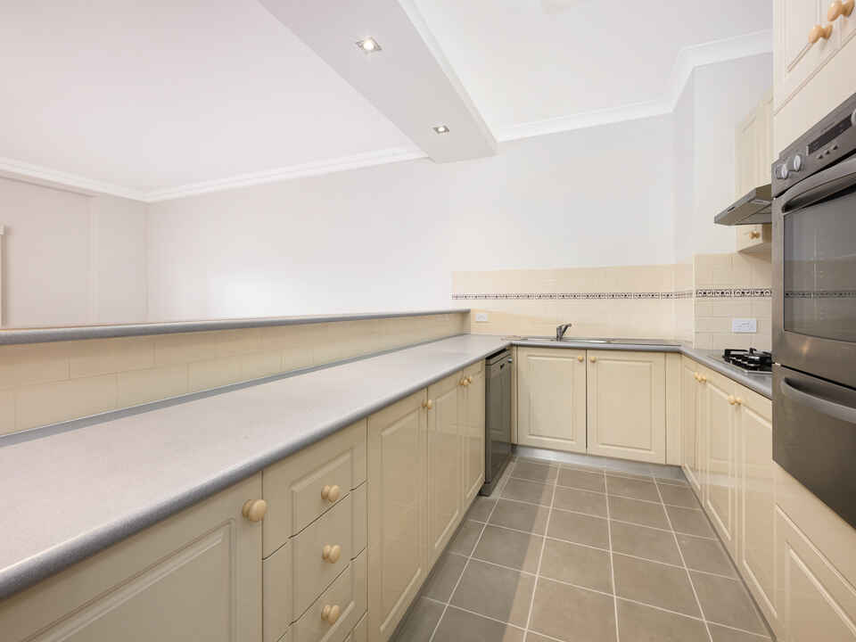 23/267 Miller Street North Sydney