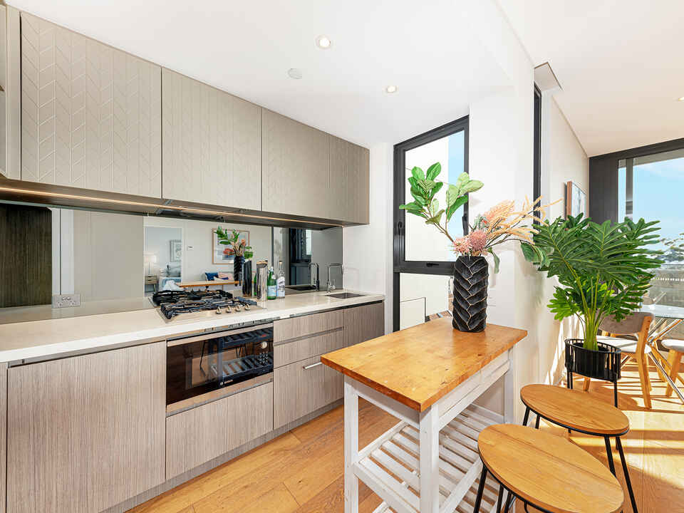 808/225 Pacific Highway North Sydney