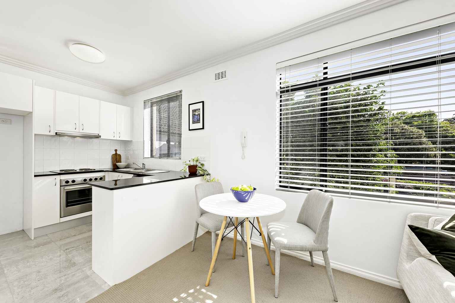 2/108 Atchison Street Crows Nest