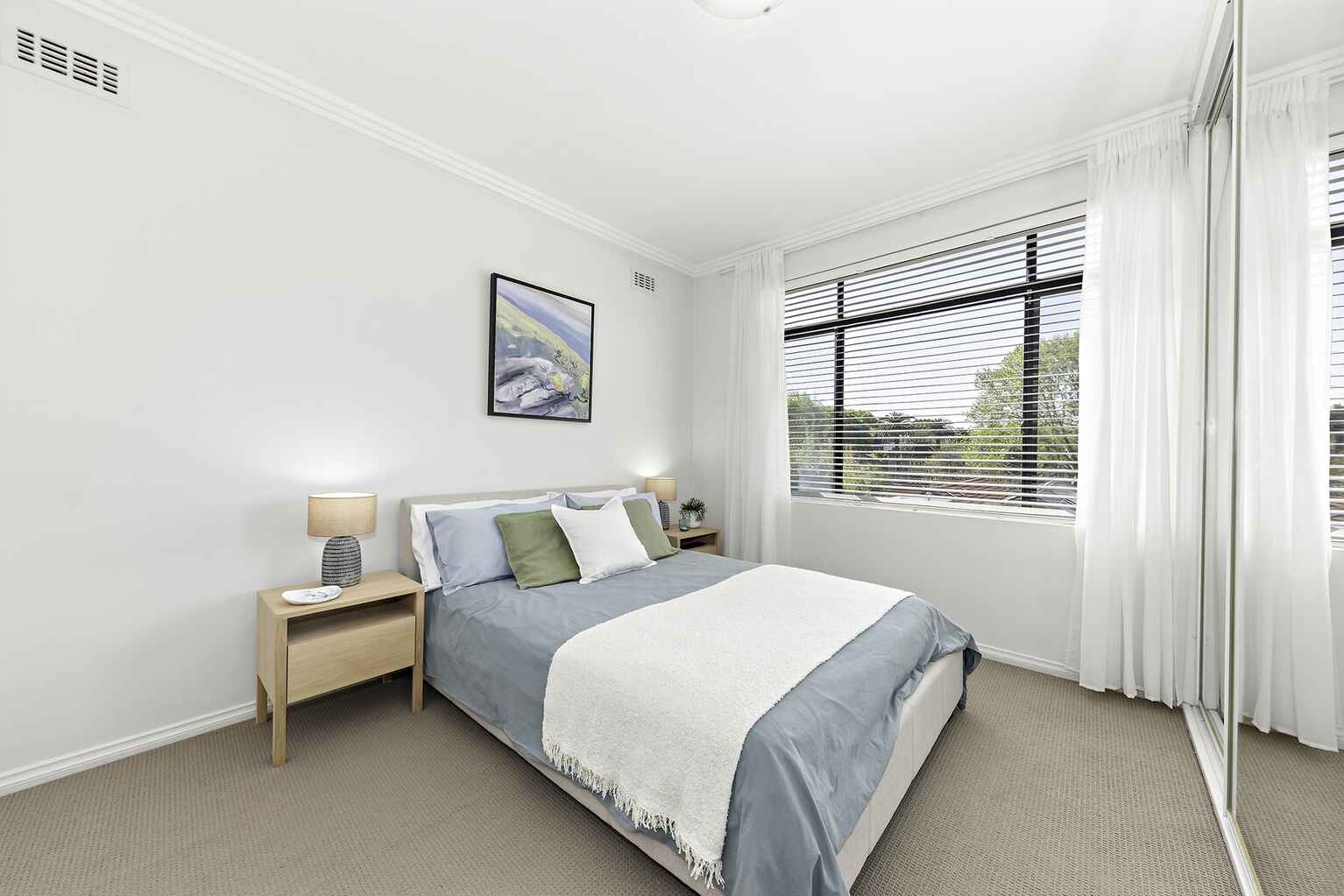 2/108 Atchison Street Crows Nest