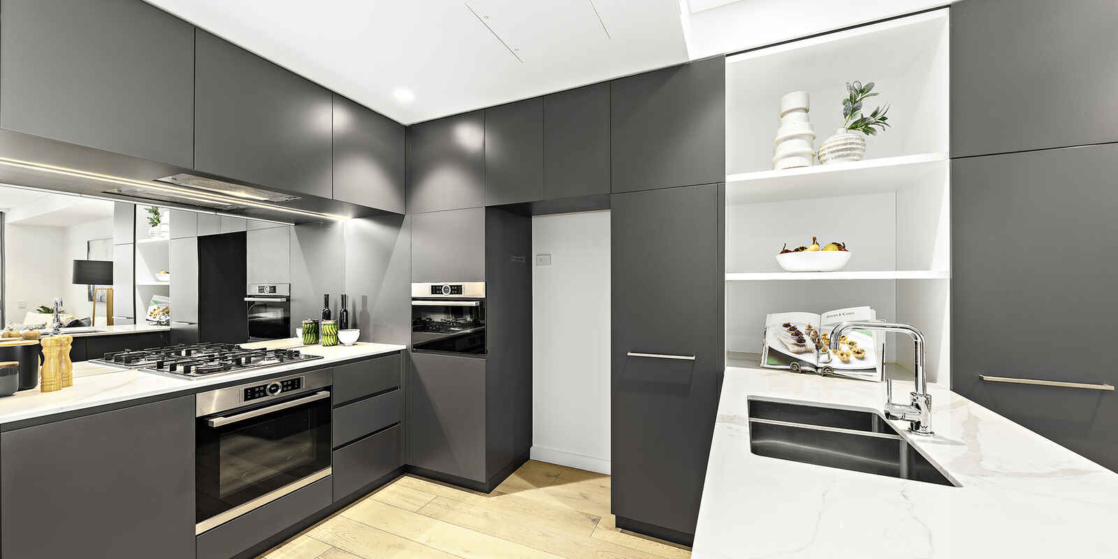 1207/221 Miller Street North Sydney 1207/221 Miller Street North Sydney