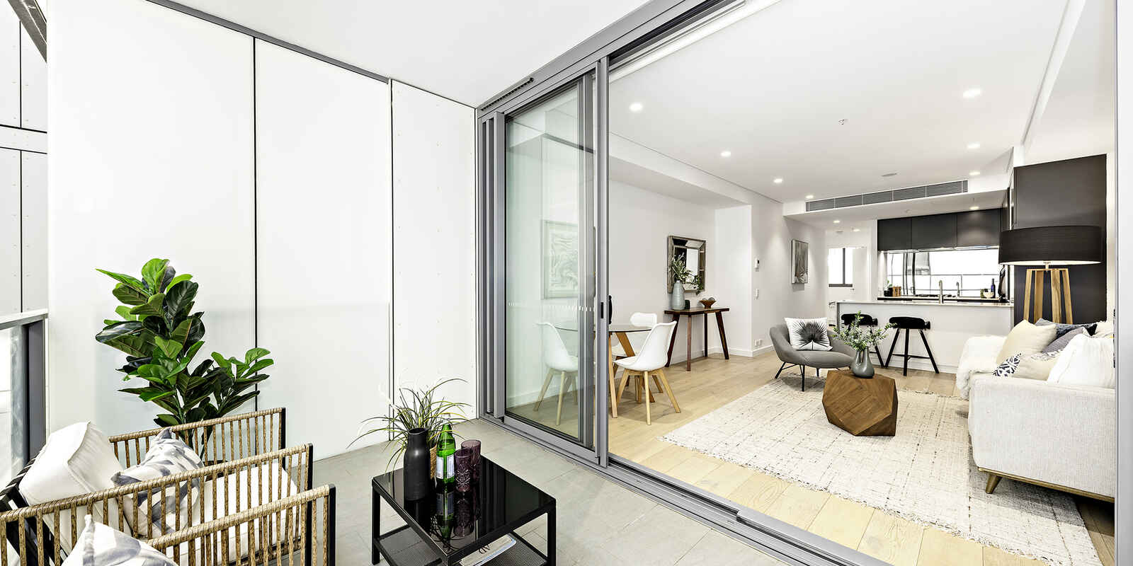 1207/221 Miller Street North Sydney 1207/221 Miller Street North Sydney