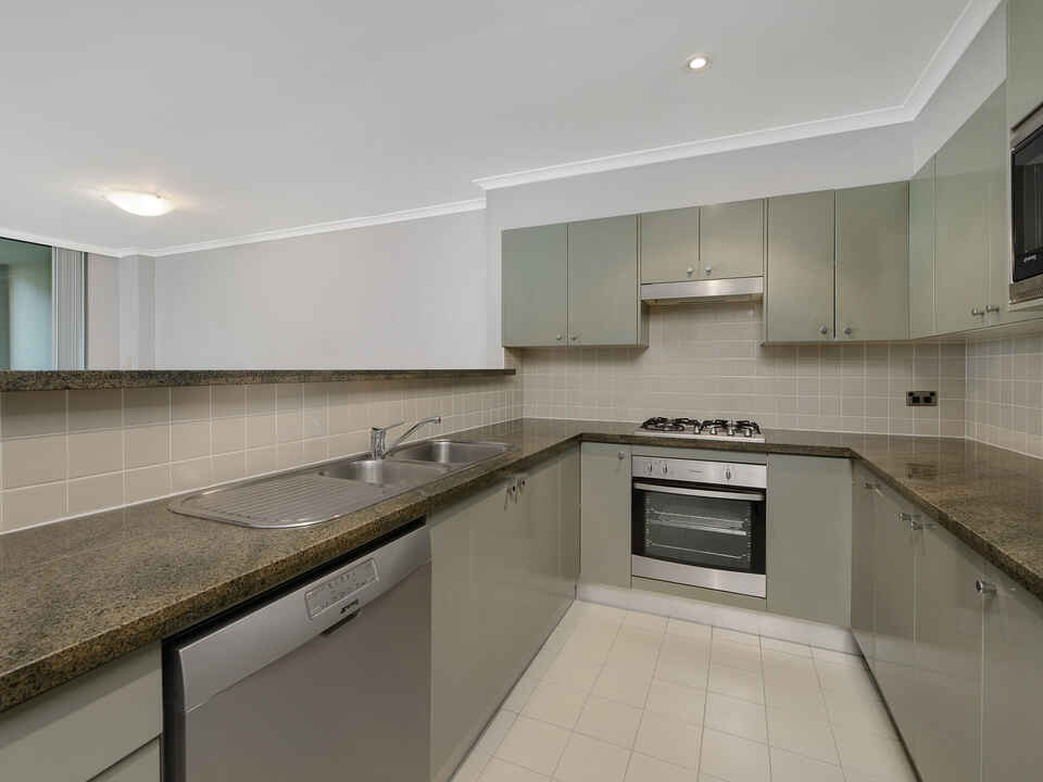 15/237 Miller Street North Sydney