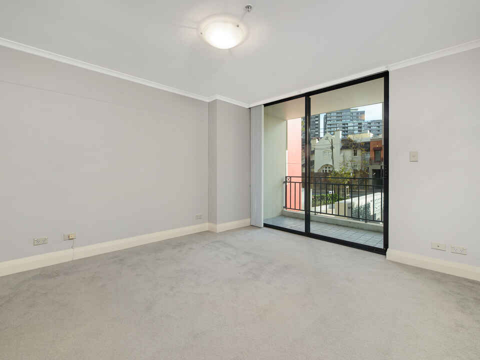 15/237 Miller Street North Sydney
