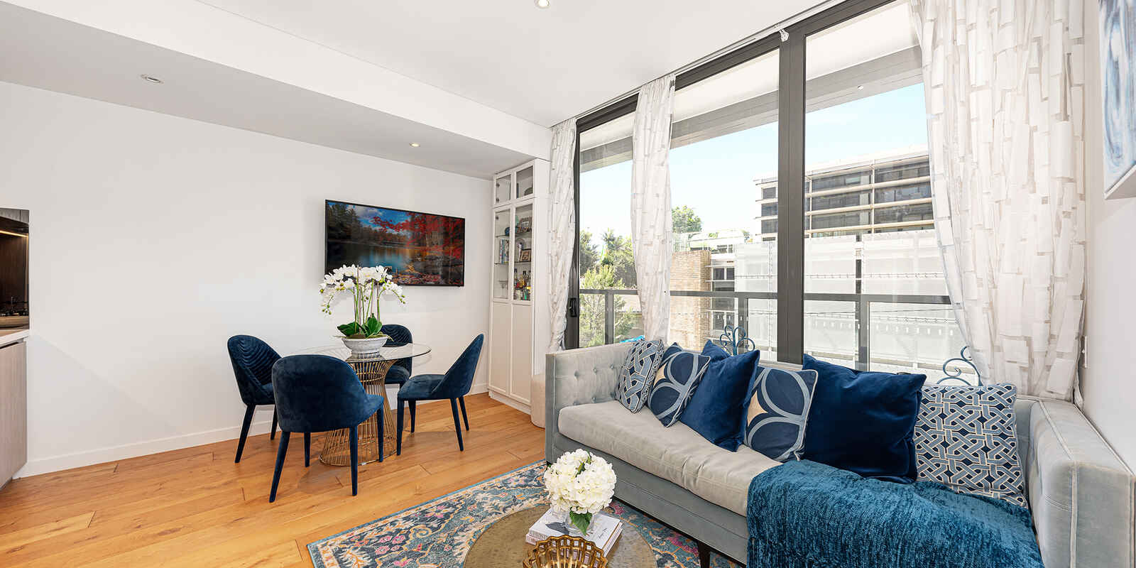 213/225 Pacific Highway North Sydney