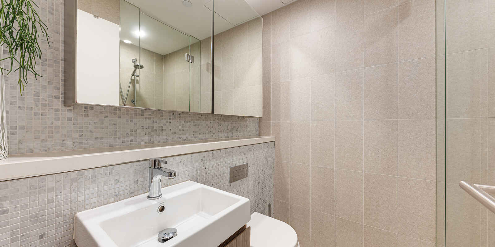 213/225 Pacific Highway North Sydney