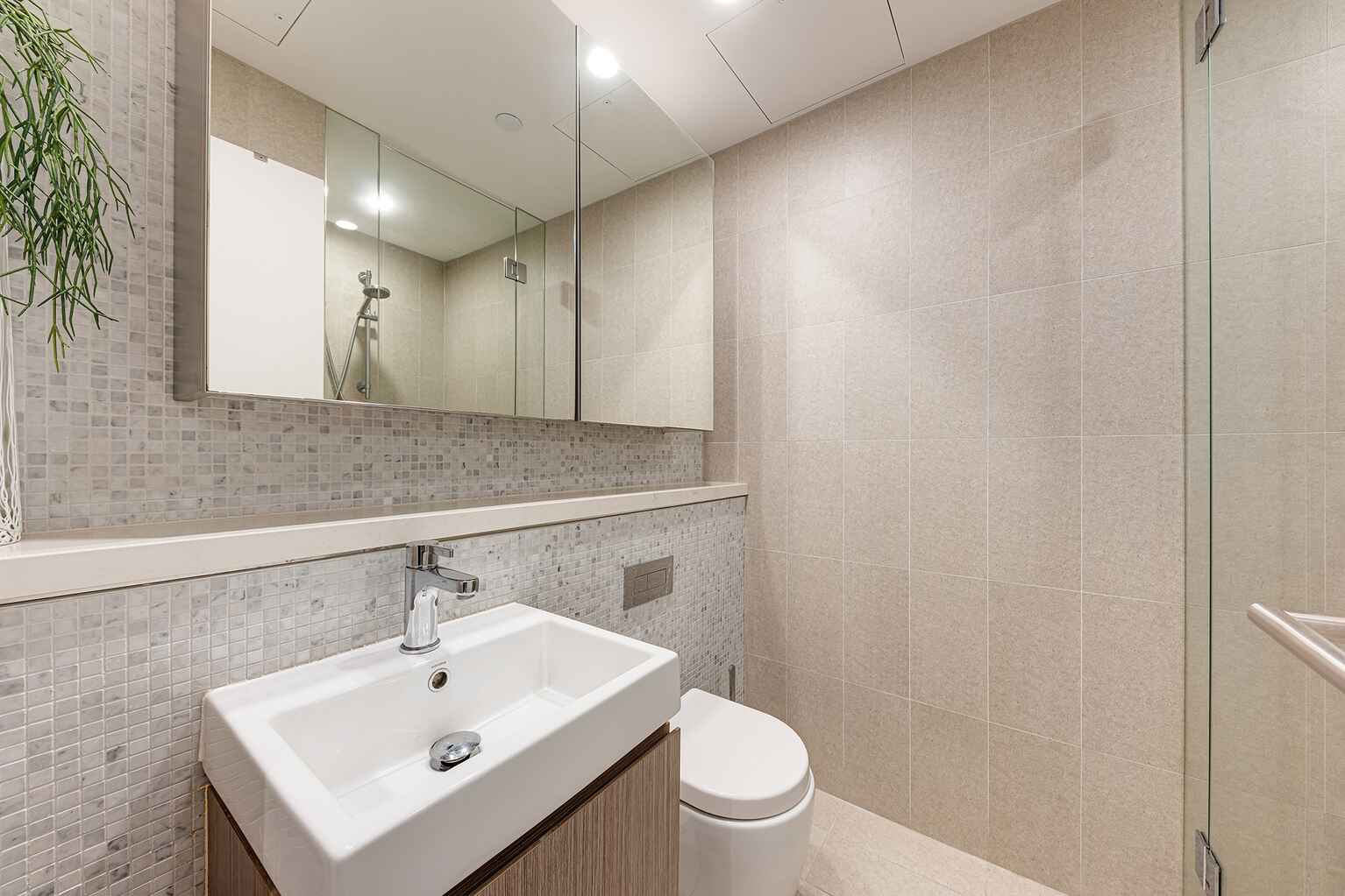 213/225 Pacific Highway North Sydney 213/225 Pacific Highway North Sydney