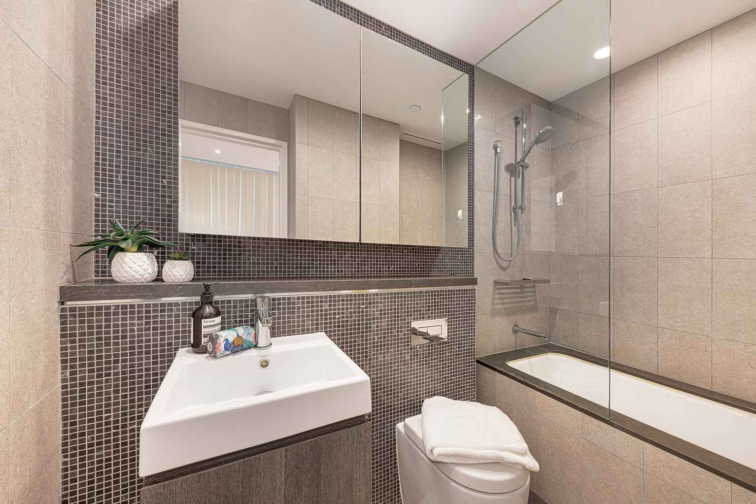 512/225 Pacific Highway North Sydney 512/225 Pacific Highway North Sydney