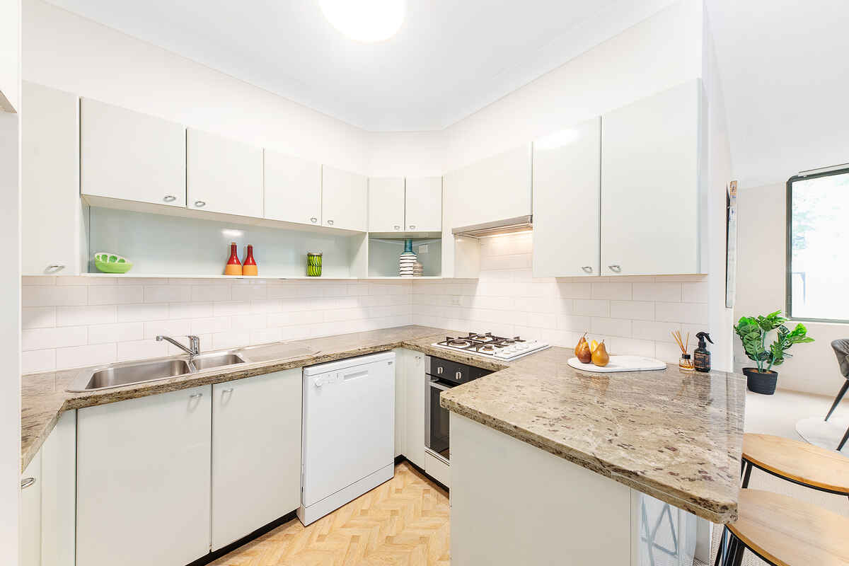 M02/39 McLaren Street North Sydney M02/39 McLaren Street North Sydney