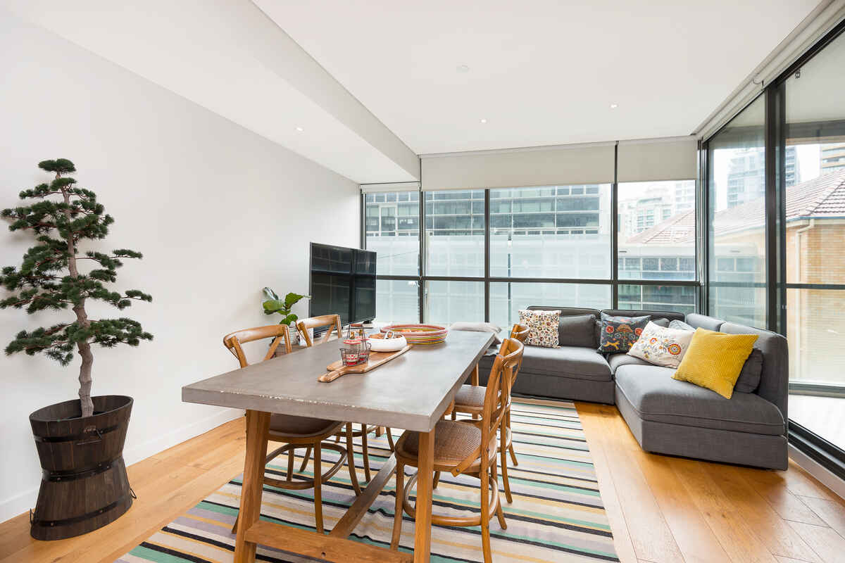 217/225 Pacific Highway North Sydney 217/225 Pacific Highway North Sydney